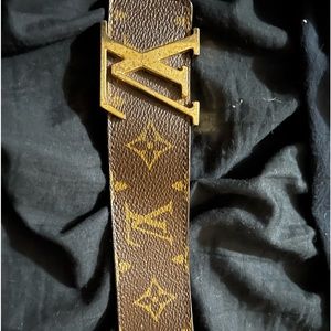 Price Negotiable! Supreme Louis Vuitton Belt Sz 30/32 - Depop